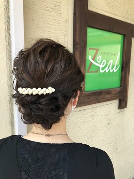 ヘアーズ ジール(hair's Zeal) 大人可愛いヘアアレンジ