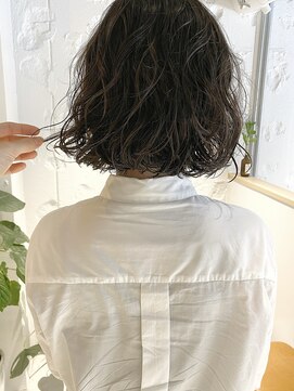 コフィー バイ メルト 吉祥寺(cofy by melt) 【三ツ井純】コテ巻き風アンニュイパーマ ボブ無造作前髪パーマ