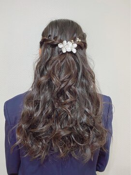 メルノ(MERUNO) ○ハーフアップ風ヘア○