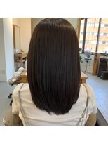 アンクル(ancre)&nbsp;シルク髪×ミディアム×ダークブルー×髪質改善カラー【十日市】