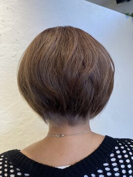 モプレア(MOPLEA) ショートボブ