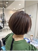 ピンクブラウンカラー×ショートボブ