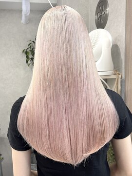 ロウル 渋谷(LOWRL) ホワイトピンクカラー/ケアブリーチカラー