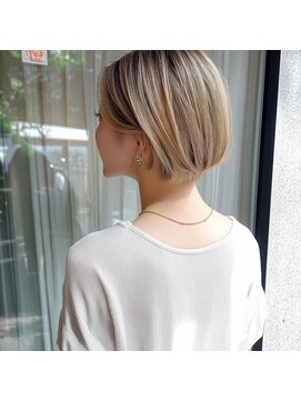 ムア(mua) 【mua/鳳/ハイトーンボブ】