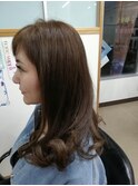 フェミニンなミディアムボブ