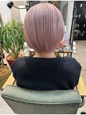 ペールピンクブリーチ ダブルカラー ショート カット ハイトーン