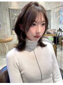 ミディアムくびれヘア／レイヤーカット／顔まわりカット