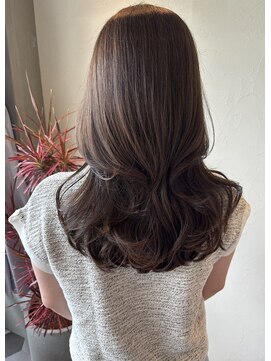 リベラル(liberal) 艶髪 ロングレイヤー ヌーディーブラウン【20代/30代/40代】