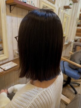 エニー(ENi) 黒髪カタログ/クラゲヘアー/オリーブグレー/辻堂/40代50代