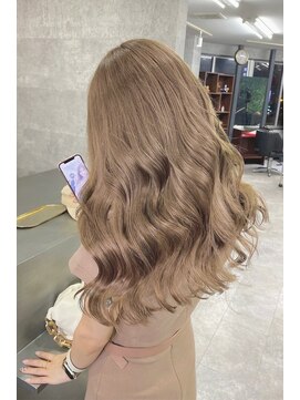 リア 大阪梅田(Ria) ～ミルクティーべージュ　シールエクステ～【Ria 大阪 梅田】