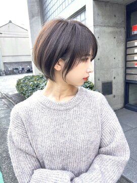 ロンド クラン 岡崎(Lond Clan) 10代20代丸み低め前下がりショートボブ