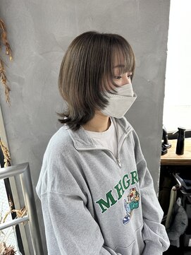 リュッカ(Lyuck) 【MANA】ウルフ/オリーブベージュ/レイヤー/オリーブ