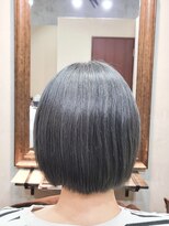 シェルビー 新宿(SHELBe)&nbsp;ネビージュカラー×小顔ショートボブ[新宿/髪質改善/ヘッドスパ]