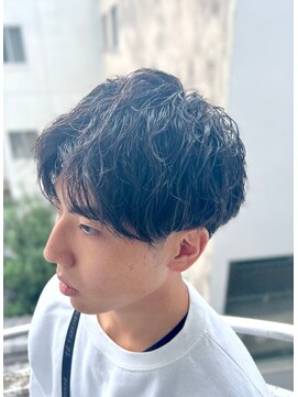 カスミ 霞(KASUMI) 遊ばせ立ち上がりツイスパ。　20代/30代/ストリート/ツイスト