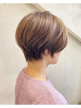 ハルキ ミナト ジャパン オオサカ(HARUKI MINATO japan OSAKA) 40代50代小顔似合わせカットくびレイヤーエモージュ大人可愛い