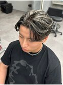 センターパート×コントラストハイライト/ブリーチデザイン