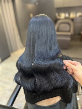 ブレンド 渋谷(BLend) 縮毛矯正.レイヤーカット.ブルーブラック.髪質改善. 黒髪