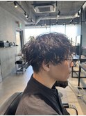 刈り上げラウンドマッシュ×波巻きツイスパMIXパーマ