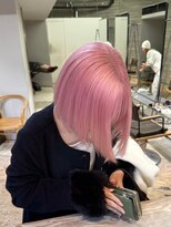 ヲタク(wotaku.)&nbsp;コーラルピンクパステルピンク暖色カラーハイトーンボブブリーチ