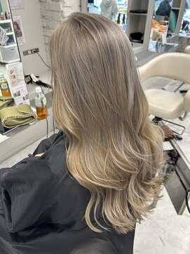 リーホリエ(Lee Horie) 【高木】黒染めからのミルクティーベージュ◎