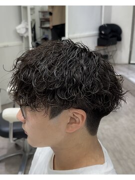 メンズ サロン ドット トウキョウ 町田店(men's salon dot. tokyo) 刈り上げマッシュ×波巻きパーマ