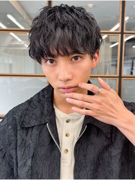 サロンリベルテ(salon Liberte) 20代30代黒髪シャドウパーマ韓国風ビジネスツーブロックマッシュ