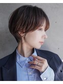 大人可愛い20代30代40代黒髪前下がりひし形小顔ボブ丸みショート