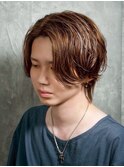 ミディアム/ウルフ/センターパート〈理容室〉