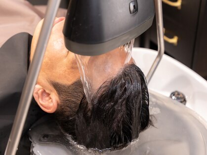 リットバーバーラウンジ(Lit. Barber Lounge)の写真