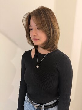 ユニコ(unico) オリーブベージュ/レイヤーカット