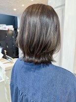 キャアリー(Caary) 福山人気30代おすすめダークグレージュ外ハネくびれミディ美髪