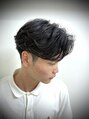 ヒロギンザバーバーショップ 新宿店(HIRO GINZA BARBER SHOP) センターパート 、毛流れ系のパーマお任せください