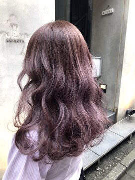 リゼル ユア 渋谷(RISEL YUA) ラベンダーベージュのふわふわセミロング