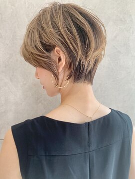 アヴァロン(AVALON) この夏おすすめ☆ひし形ショート×シャンパライトカラー