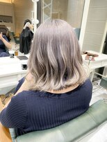 デイズ(days)&nbsp;外国人風セピアグレージュハイライトインナーカラー