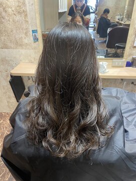 アンフィ 新杉田(Anphi) デジタルパーマ