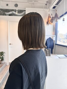 ロカ 表参道(loka) レイヤーボブ/ミルクティー[表参道/ブリーチ/ハイライト]Mai