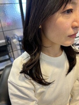 リアン 新城店(Rian) くびレイヤーエモージュ小顔カットシースルーバング大人ガーリー