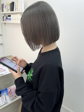 オー(OOO) シルバーカラー◯