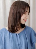 顔周りレイヤーカット艶感ストレートミディアムA0浦和30代40代