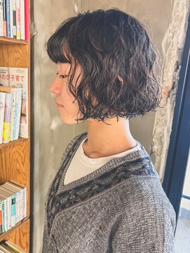 ニイ(nii.) ボブパーマ