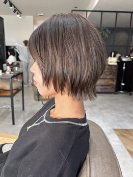 ライツ 富士店(ReiZ) ReiZ 富士　レイヤーボブ