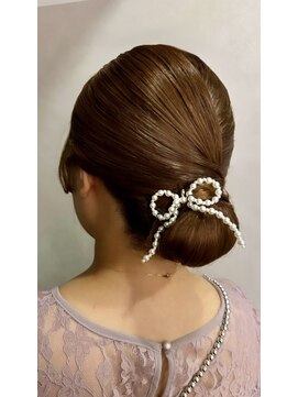 オーブ ヘアー リリー 博多2号店(AUBE HAIR lily) 博多 / 結婚式へアセット / タイトヘア【前田 悠希】