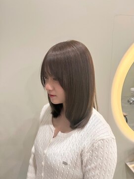 ユニバイリサ 天神大名店(uni by risa) 顔周りカット 髪質改善トリートメント ダークカラー 艶髪 20代