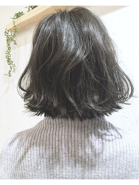 ヘアーアンドアトリエ マール(Hair&Atelier Marl) 【Marl外国人風スタイル】ダークグレージュの外ハネボブ