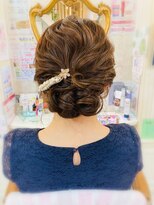 美容室 ティンカーベル&nbsp;シニヨンヘア