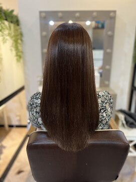 アールサロン アオヤマ(Rr SALON AOYAMA) まとまるロングヘア