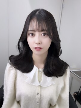 チェルシー 神戸(CHELSEA) ミディアムレイヤー☆くびれヘア