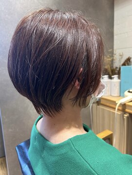 フラワー(flower) 丸みショートボブ