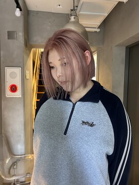 ジーナ(XENA) 肌色っぽいピンクベージュ　美神のススメ